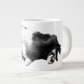 Ember-Glow Catnap Grote Koffiekop (Voorkant rechts)