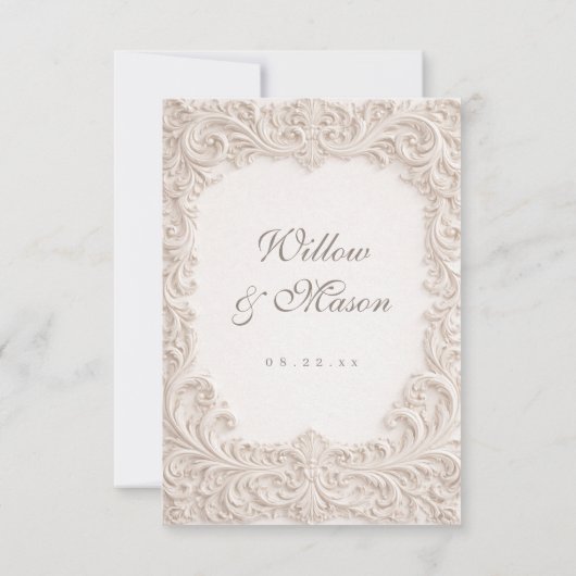 Embossed Style Ivory Rococo Scroll Wedding RSVP Kaartje (Achterkant)