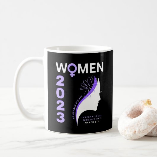 Embrace Equity International Women's Day 2023 Two- Koffiemok (Met donut)