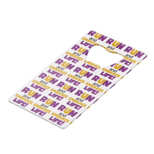 Embrace Life Paars Yellow Creditkaart Flessenopener (Achterkant Gekanteld)