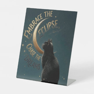 "Embrace the Eclipse" Celestial Cat Illustration Reclamebord Met Voetstuk