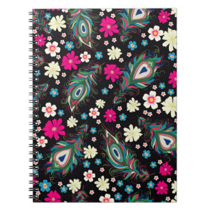Embroiderige pauw veren naadloos patroon. klas notitieboek