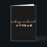 Embryo Aan Boord Hart Ivf Overdag Vruchtbaarheid N Kaart<br><div class="desc">Embryo Aan Boord Hart Ivf Overdrachtsdag Vruchtbaarheid Verpleegster Moeder</div>