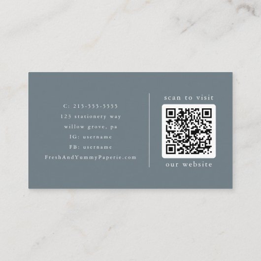 EMELIA Dusty Blue Minimalist Boho Minimal QR Code Visitekaartje (Achterkant)