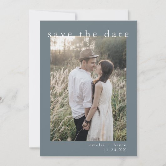 EMELIA foto  donkerblauw minimalistische bruiloft Save The Date (Voorkant)
