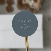 EMELIA minimalistische  donkerblauwe winterbruilof Ronde Sticker