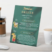 Emerald and Gold Minimal Wedding Signature Drinks Reclamebord Met Voetstuk (Insitu)