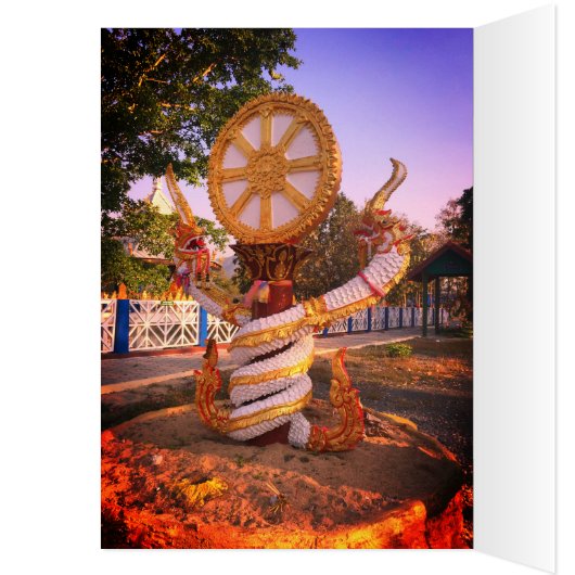 Emerald Buddha en Nagas in Thailand (Binnen (Links))