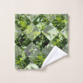 Emerald Elegance: groene bladeren in diamantvorm, Bad Handdoek (Wasdoekje)