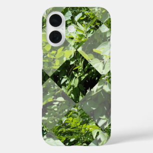 Emerald Elegance: groene bladeren in diamantvorm, iPhone 16 Hoesje