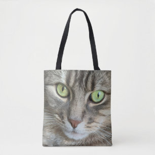 Emerald Eyes – Portret van een kat met groene ogen Tote Bag
