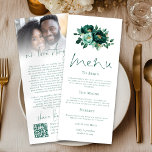 Emerald Gold Bloemen Love Story Trouwmenu Kaart<br><div class="desc">Emerald Gold Florals Love Story Foto Wedding Menu Kaart. Digitaal beschikbaar en geprint. Een ontwerp met een tweeledig doel. Mooie bloemen staan bovenaan, met een elegant script voor Menu en gemakkelijk om de rest van de tekst naar uw wensen te personaliseren. Voeg op de achterkant je liefdesverhaal, foto en een...</div>