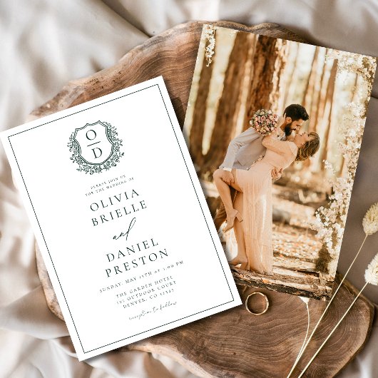 Emerald Green Elegant Crest Monogram Huwelijk Kaart