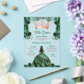 Emerald Green Floral Roos Gold Crown Mis Quince Acryl Uitnodigingen (Insitu (Huwelijk))