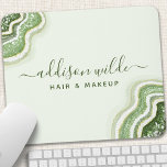 Emerald Green Glitter Agate Geode Luxe Chic Muismat<br><div class="desc">Emerald Green Glitter Agate Geode Luxe Chic Muismat Perfect voor make-up artiesten,  haarstylists,  cosmetologen en nog veel meer!</div>