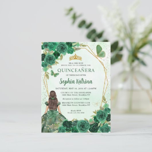 Emerald Green Gold Floral Princess Quinceañera Uitnodiging Briefkaart (Staand voorkant)