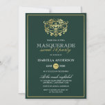 Emerald Green & Gold Masquerade Sweet 16 Party Magnetische Uitnodiging<br><div class="desc">Emerald Green & Gold Masquerade Sweet 16 Party Magnetic Invitations. Met een faux gouden folie masker bovenaan tegen een smaragdgroene achtergrond. Ideaal voor een modern,  maar stijlvol 16-jarig feest!</div>
