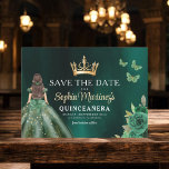 Emerald Green Gold Quinceanera Save The Date<br><div class="desc">Kondig uw speciale dag aan met een betoverende Emerald Green Princess Quinceañera Save the Date-uitnodiging. Met een vorstelijk smaragdgroen kleurenpalet en elegante details zet deze uitnodiging de toon voor een koninklijk feest. Versierd met delicate accenten geschikt voor een prinses, het perfect vangt de magie van uw aanstaande quinceañera. Dit tijdloze...</div>