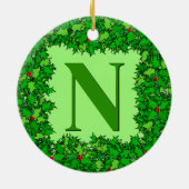 Emerald Green Holly krans gepersonaliseerd Keramisch Ornament (Achterkant)