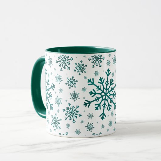 Emerald Green Kerstmis Snowflakes op Winter White Mok (Voorkant links)