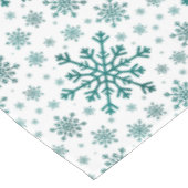 Emerald Green Kerstmis Snowflakes op Winter White Tafelkleed (Gekanteld)