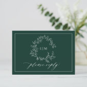Emerald Green Leafy Crest Monogram Wedding RSVP (Staand voorkant)