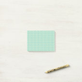 Emerald Green met Yellow Polka Dots van STaylor Post-it® Notes (Op bureau)