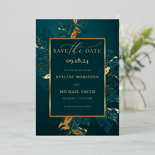Emerald green monstera gold folie save the date folie uitnodiging (Staand Voorkant)