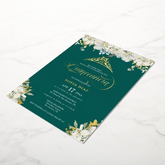 Emerald Green Quinceañera Floral Gold Folie Uitnodiging (Gedraaid)