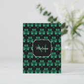 Emerald Green Sparkle Shamrock Black Monogram Briefkaart (Staand voorkant)