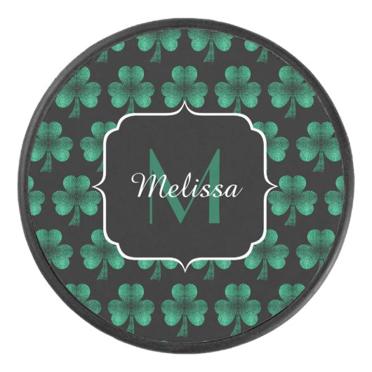 Emerald Green Sparkle Shamrock Black Monogram Hockey Puck (Voorkant)