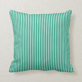 Emerald Green Striped Decorative Kussens
