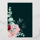 Emerald Green Waterverf Burgundy Flowers Wedding Folie Uitnodiging (Achterkant)