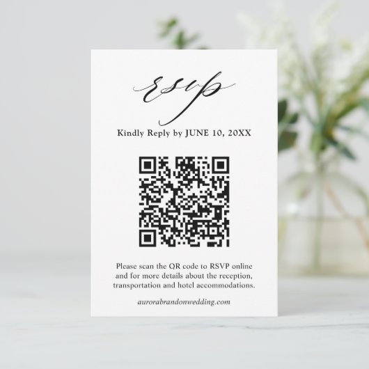 Emerald Greenery Eucalyptus White Floral Wedding R RSVP Kaartje (Staand voorkant)