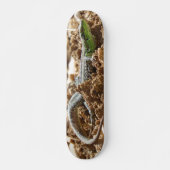 Emerald lizard Salamander op aarde Persoonlijk Skateboard (Voorkant)