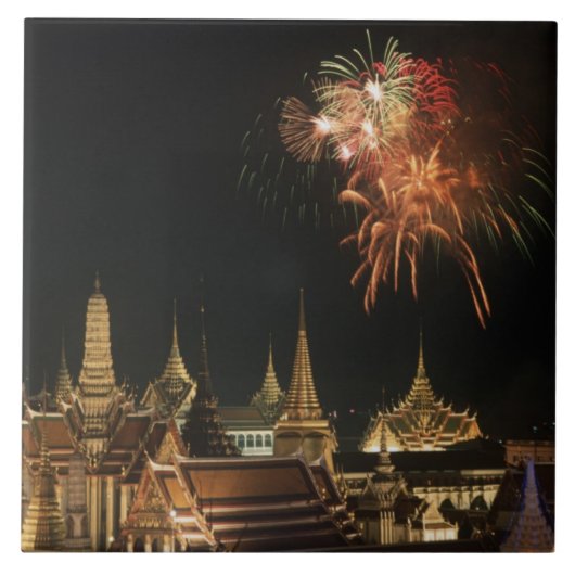 Emerald Palace tijdens de comermoratie van koning Tegeltje (Voorkant)