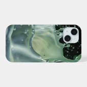 Emerald Splash Dynamics iPhone Case iPhone 15 Case (Achterkant horizontaal)