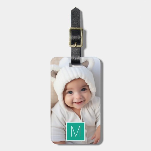 Emerald & White 1 Aangepast fotocollage-monogram Bagagelabel (Voorkant verticaal)