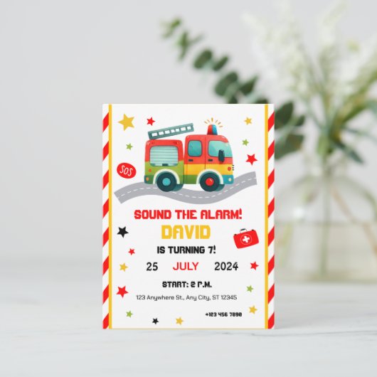 Emergency Fun! Fire Truck Theme Party Uitnodiging (Staand voorkant)