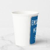 Emergency Medical Care Road Sign Papieren Bekers (Rechts)