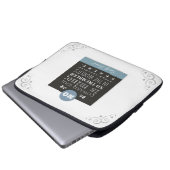 Emily Bronte Poem Quote - Geen Coward Soul is mijn Laptop Sleeve (Voorkant onderkant)