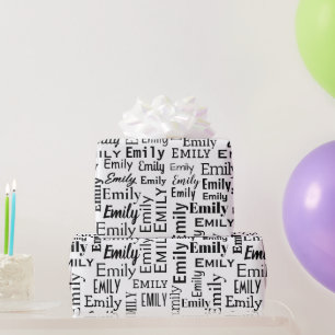 Emily naam op wit cadeaupapier