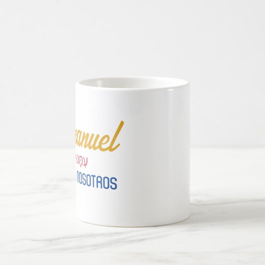 emmanuel Dios con nosotros Koffiemok (Center)