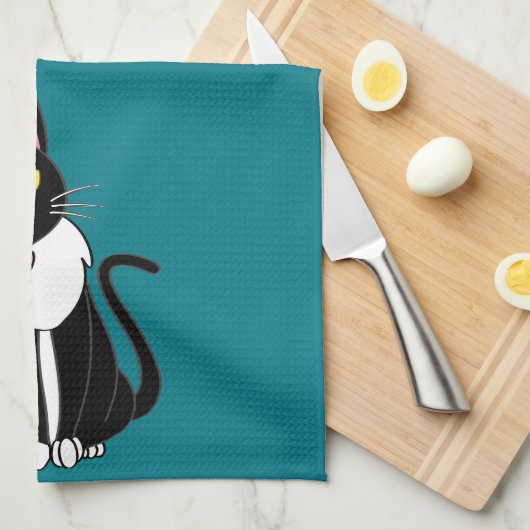 Emmy The Tuxedo Cat Theedoek (Quarter Fold)