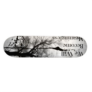 Emo Gothic Skateboard Black en White