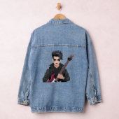 Emo-jongen met zwart haar denim jacket (Hangar)