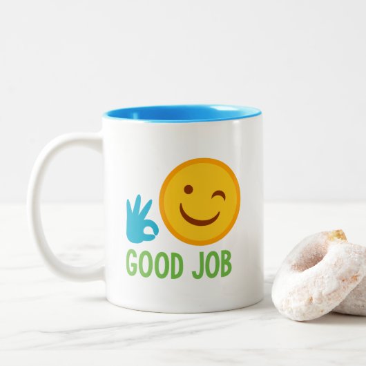 Emoji Good Job Tweekleurige Koffiemok (Met donut)