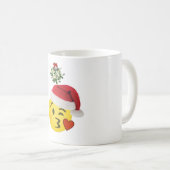 emoji kiss onder mistle-toe merry kerst mok (Voorkant rechts)