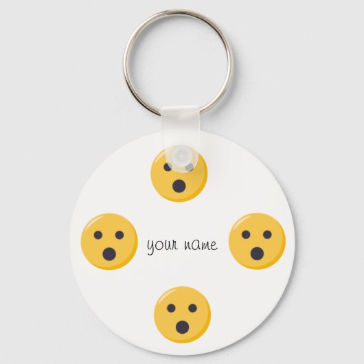 Emoji Surprised Face and '' Jouw naam here " Sleutelhanger (Voorkant)