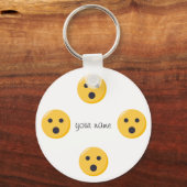 Emoji Surprised Face and '' Jouw naam here " Sleutelhanger (Voorkant)